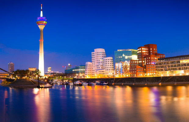 Vé máy bay đi Dusseldorf