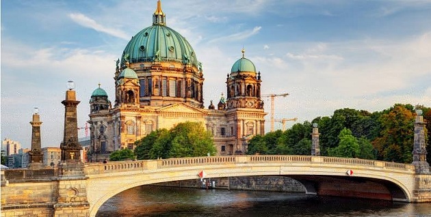 Vé máy bay đi Berlin