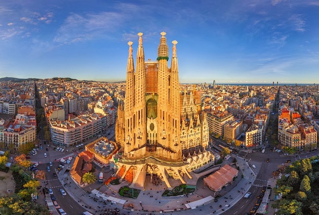 Vé máy bay đi Barcelona