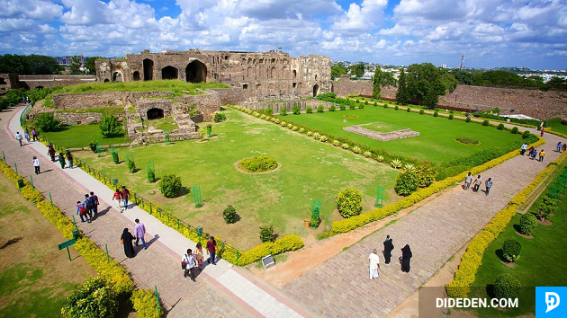 ve may bay di hyderabad gia re