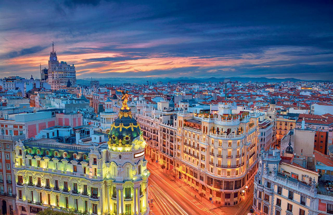 Vé máy bay đi Madrid