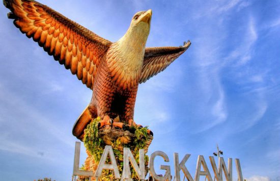 mua vé máy bay đi Malaysia giá tốt