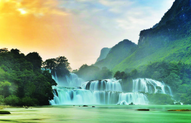 Tour du lịch 5N4Đ: Hà Nội – Hà Giang – Cao Bằng – Bắc Kạn