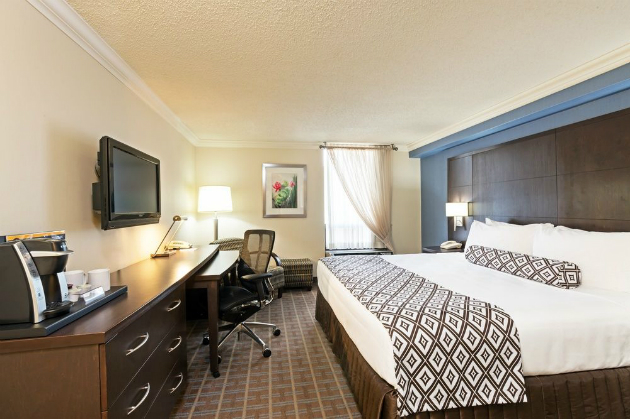 vé máy bay từ đà nẵng đi toronto giá rẻ