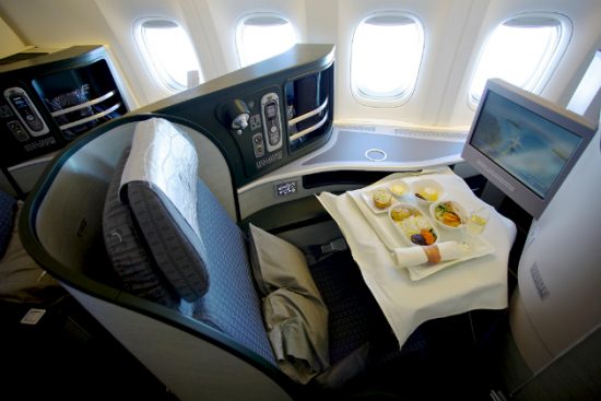 giá vé máy bay hạng thương gia vietnam airlines