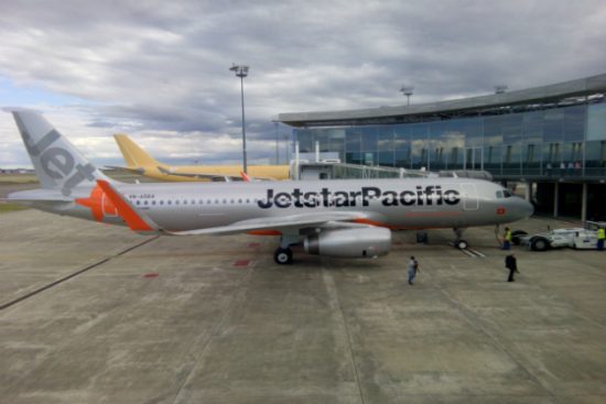 ve may bay jetstar