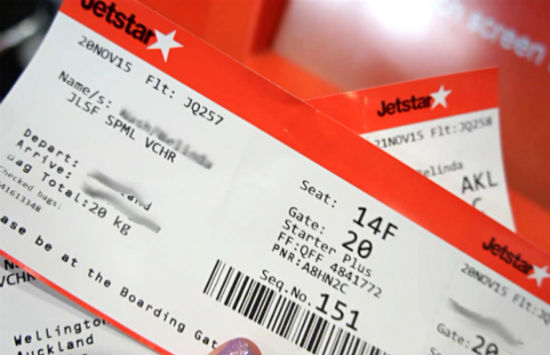 Ở Đà Nẵng nên mua vé máy bay Jetstar ở đâu?