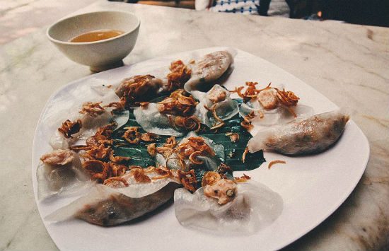 nên ăn gì khi du lịch hội an
