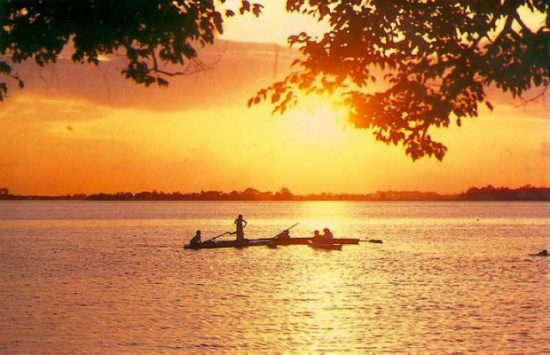 mua vé máy bay giá rẻ đi hà nội