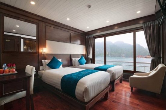 đặt phòng khách sạn gần bãi cháy quảng ninh