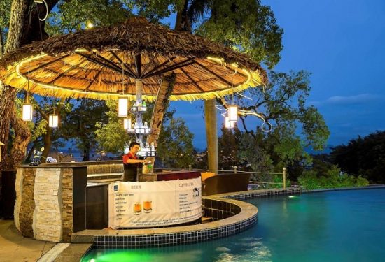 tìm khách sạn quảng ninh khuyến mãi