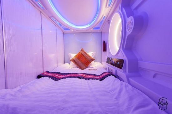 đặt phòng khách sạn con nhộng ở sapa
