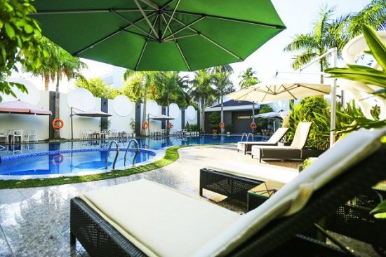 tìm khách sạn gần sân bay đà nẵng