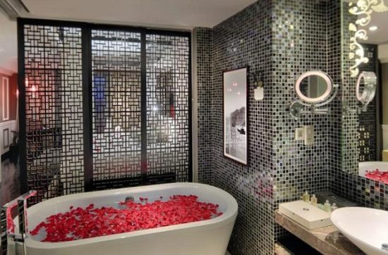 tìm khách sạn trên đường bà triệu hội an