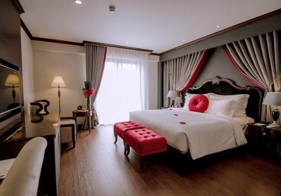 săn phòng khách sạn giá rẻ ở huế gần cầu tràng tiền