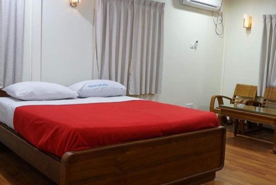tiền khách sạn ở myanmar