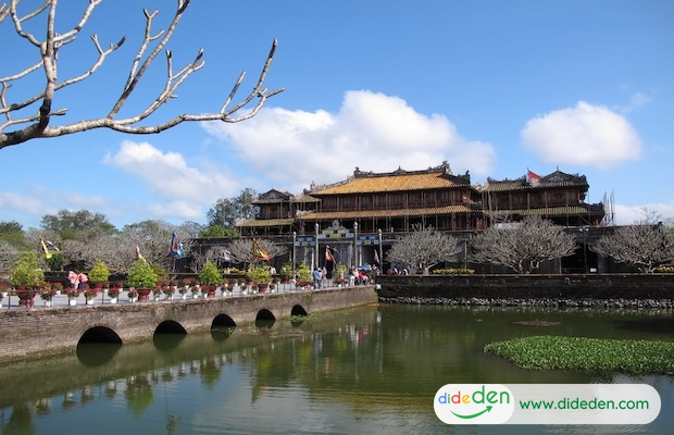 mua vé máy bay đi huế - giá vé