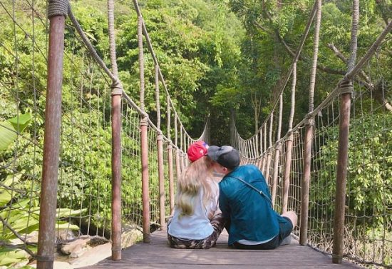 đặt phòng khách sạn bình dân ở việt nam