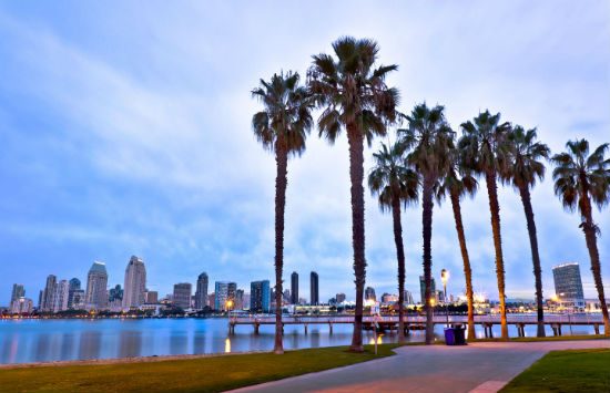 vé máy bay đi california