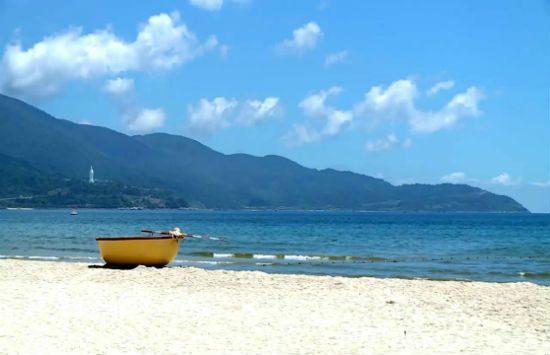 vé máy bay đi đồng hới