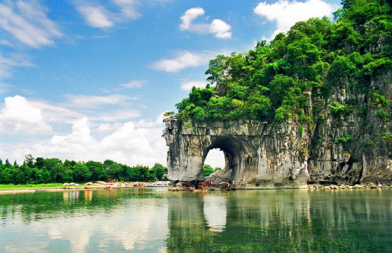 Mua vé máy bay đi Quế Lâm – ghé thăm 
