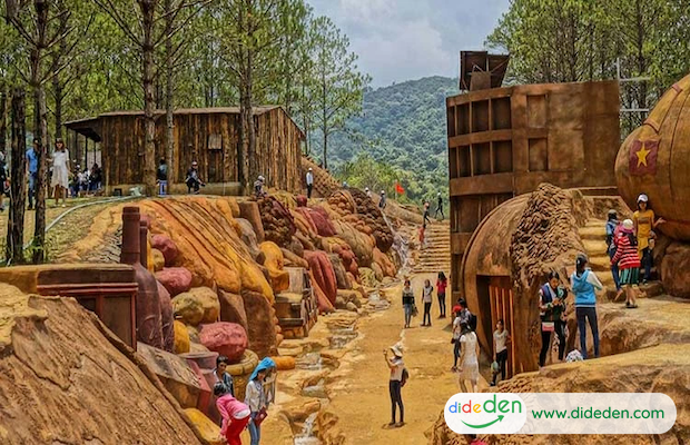 vé máy bay tết hà nội đi đà lạt - đường hầm điêu khắc