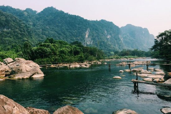 vé máy bay tphcm đi đồng hới