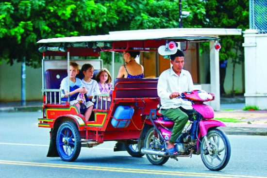 giá vé máy bay từ tphcm đi phnom penh của vietjet