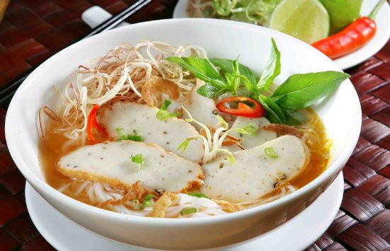săn vé máy bay giá rẻ từ vinh đi nha trang