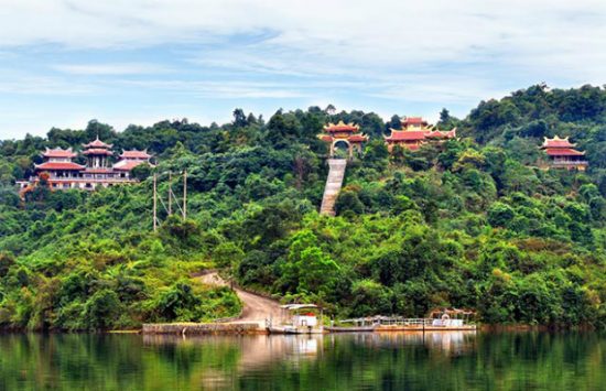 vé máy bay từ vinh đi đà lạt