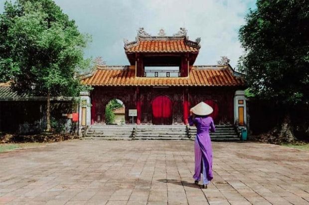 dia diem du lich hue - lang gia long