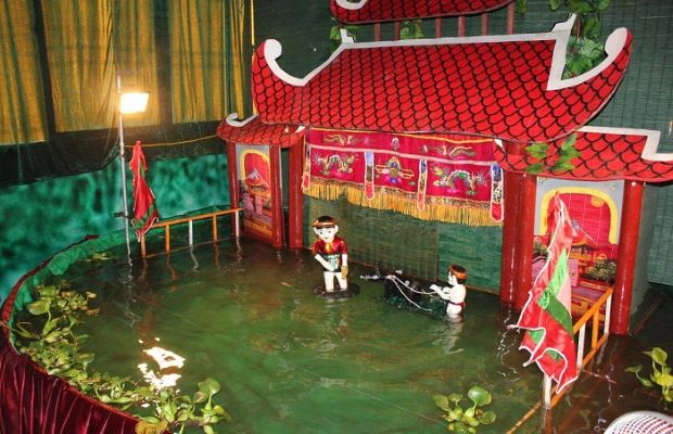 dia diem du lich phu quoc - nha hat mua roi nuoc dao ngoc