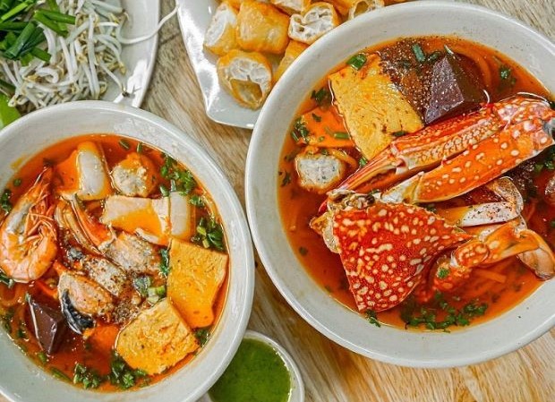 kinh nghiem du lich phu quoc - banh canh ghe phu quoc