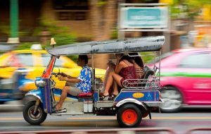 du lịch thái lan - Tuk Tuk