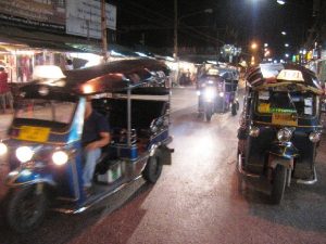 du lịch Thái Lan tự túc 3 - Đường bộ