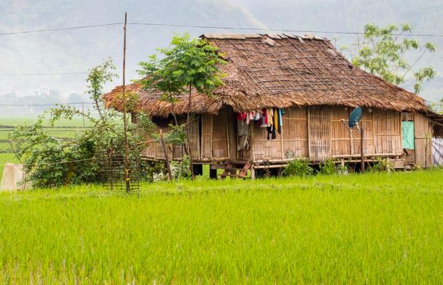 du lich Ban Lac 1 ngay - bản Poom Coọng