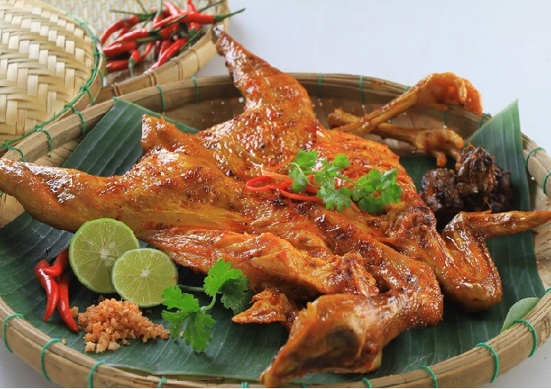 du lich Thung Nai Hoa Binh 2 ngay 1 dem - ga chay bo