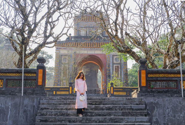 tour Huế 2 ngày 1 đêm lăng Tự Đức