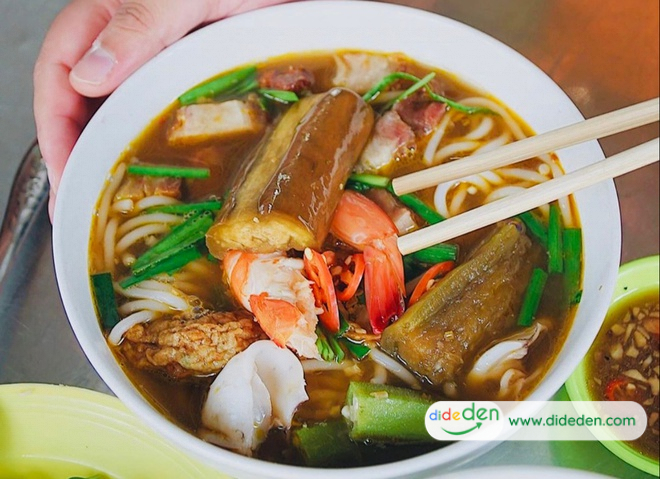 City tour Sài Gòn - Bún mắm
