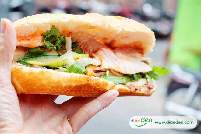 City tour Sài Gòn - Bánh mì Sài Gòn