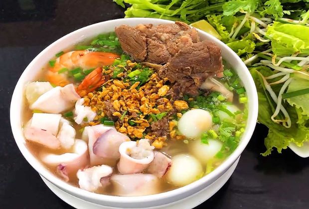 du lịch Vũng Tàu tự túc - Hủ tiếu mực
