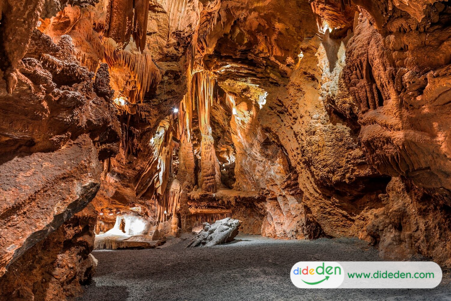 Tour bờ Đông nước Mỹ - Hang động Shenandoah Caverns