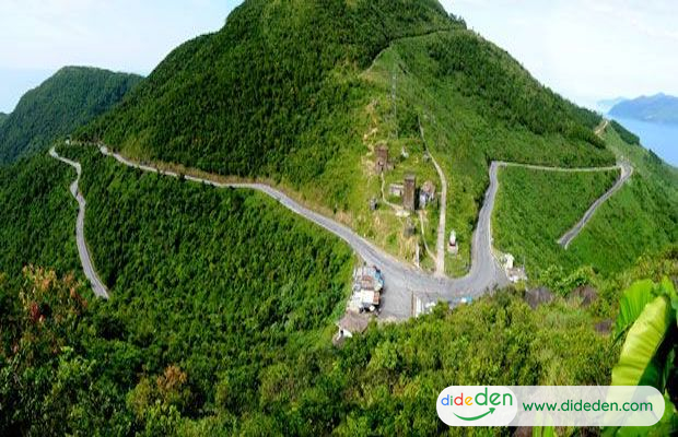 Hai Van Pass route - Top 1 masterpiece road in Vietnam